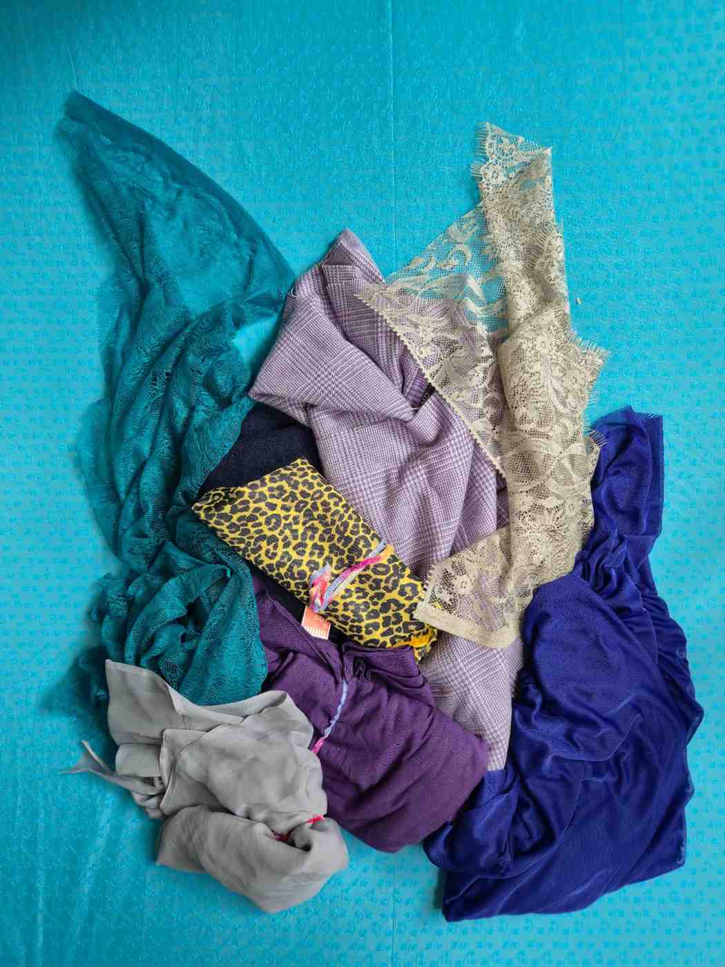 Fabric Remnant Bundle
