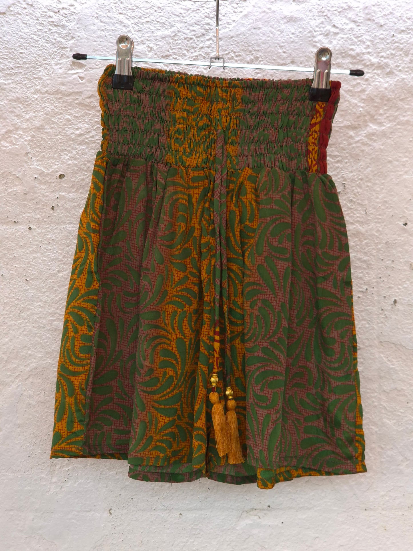 Recycled Sari Shorts - Green